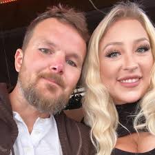 Paint palette cookies! 🎨 via