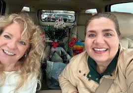 Gale Meyer's Instagram, Twitter & Facebook