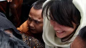 Bertemu Ariel, Mata Luna Maya Berkaca-kaca