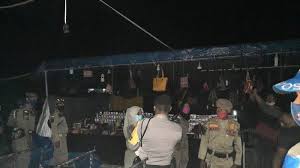 Peta dan panduan ke lokasi dengan gambar… address: Pasar Malam Di Taman Kerato Sumbawa Dibubarkan Aparat Gabungan Tribun Lombok