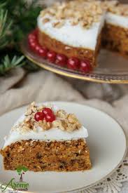 La final am adaugat si nucile coapte. Tort De Morcovi Simplu Lumea Fericirii