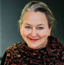 Linda Heyl's Instagram, Twitter & Facebook