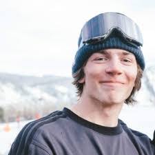 Hunter Hess's Instagram, Twitter & Facebook