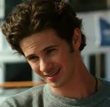 Jen's hair reviews: Revenge: The Hairstyles