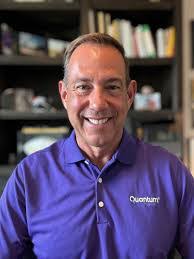 Karen Currington's Instagram, Twitter & Facebook