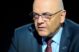 Noi avem două adrese foarte interesante, una de la anaf din februarie care. In Ciuda EvidenÈ›ei De Ce SoluÈ›ia Nu E Plecarea Lui Raed Arafat E Singurul Roman Care A Dovedit Viziune In Ultimii 30 De Ani Libertatea