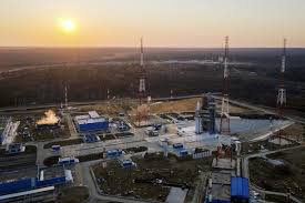 Russia aborts planned test launch of new space rocket | AP News