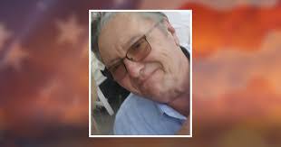 Linda Roose's Instagram, Twitter & Facebook