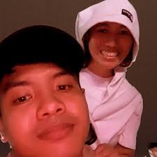 Detailed look at the rare “Medium Berry” Melo M11's. One of the best  basketball kicks back then!🫐💜