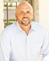 Justin Lakin's Instagram, Twitter & Facebook