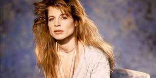 On the right she is. Who Is Linda Hamilton Dating Linda Hamilton Boyfriend Husband