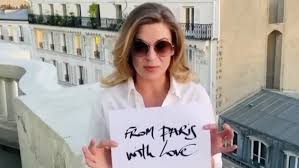 Often compared to fellow musician nina simone, melody gardot claims inspiration from musicians such as judy garland, miiles davis and janis joplin. New Music We Love Melody Gardot S From Paris With Love