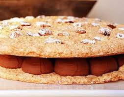 Recettes De Patisseries Creations Patissieres Macarons Dacquoise Noisette Delicieux Gateaux Ganache Caramel