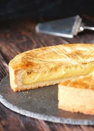Le Gateau Basque Traditionnel Pastry Freak Recette En 2020 Gateau Basque Alimentation Recette Entremet