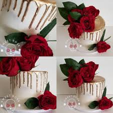 Black And Gold Drip Cake With Flowers Red Roses With Gold Drip Cake Gold Dripping Cake Happy Anniversary Cakes Red Birthday Cakes