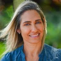 Allison Schulman's Instagram, Twitter & Facebook