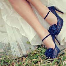 13,132 likes · 24 talking about this · 1,600 were here. Scarpe Da Sposa Blu Gloria Saccucci Spose Atelier Per La Sposa A Roma Eur