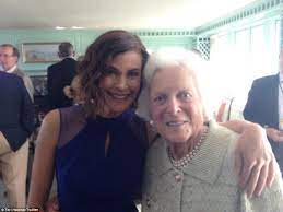 Barbara Bush Turns 90 With Family Reunion At Maine Compound Barbara Bush First Lady George Bush Family