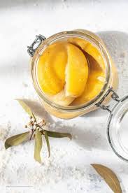 Impara a cucinare, prova nuove ricette, impara dai tuoi errori, non avere paura. Limoni Fermentati Ovvero Sotto Sale Alla Marocchina Il Fior Di Cappero