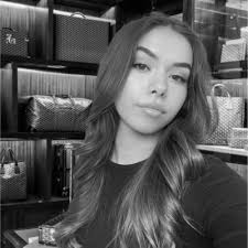 À l'occasion de la nouvelle thématique de la #Samaritaine : "Paris Jardin  d'hiver", #Fisheye a photographié le nouveau royaume enchanté de la  Samaritaine, où la faune et la flore fantastiques…