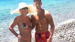 Im jahr 1990 gründete sie ihr modelabel lean selling. Neue Nackt Fotos Claudia Obert Sagt Sie Ist Die Frau Von Big Brother Gewinner Cedric Promiwood