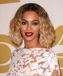 I write about how it's wrong and disrespectful for white girls to put their hair in box braids because they'll receive praise. Beyonce Celebrities With Blonde Hair Popsugar Beauty Australia Photo 5