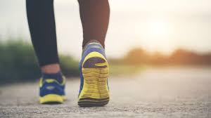 Kedutan di kaki kedutan di area kaki paling banyak dialami oleh mereka yang mengalami dehidrasi atau kekurangan vitamin d dan. Arti Kedutan Di Kaki Berdasarkan Primbon Pertanda Akan Bertamasya Hingga Memperoleh Kesulitan Tribun Batam