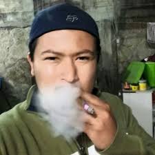 Alan Urbina (@AlanUrb37206584)