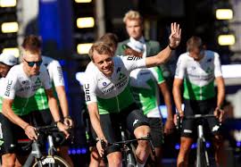 Edvald boasson hagen (born 17 may 1987) is a norwegian professional road racing cyclist, who currently rides for uci proteam team totalenergies. Edvald Boasson Hagen Har Tjent 74 5 Millioner Pa Ti Ar E24
