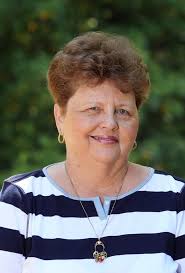 Debbie Mccombs's Instagram, Twitter & Facebook