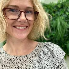 Living Neon (@livingneon) • Facebook