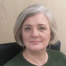 Lynn Risi's Instagram, Twitter & Facebook