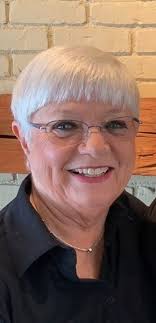 Real Estate Agents in 04217