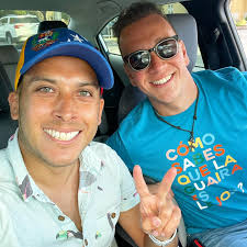 Querido @soyalextienda Me faltarían palabras para agradecer la pasión con  la que escribes cada uno de tus episodios sobre Venezuela. Quisiera que  muchos hermanos venezolanos vieran tan bonito a nuestro país, como