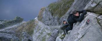 Høsten 2017 ble mission impossible 6 med tom cruise i hovedrollen spilt inn på toppen av preikestolen. Photo Of Preikestolen As Clifftop In Mission Impossible Fallout Moviemaps