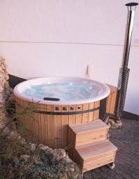 Badefass Hot Tub Edelstahlofen Integriert O 200 Cm Badefass Und Zubehor Wohnen Deko Holz Frank Grosshandel In 2020 Edelstahlofen Badefass Baden