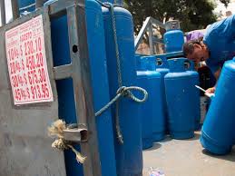 Jun 08, 2021 · es una fuga de gas de nuestros vecinos son un local de alimentos entonces vinieron hacer una carga de tanque de gas, pero para hacer está labor tienen que hacer un desfogues, por las corrientes de aire los olores se vinieron a las oficinas, indicó. Gas Bienestar La Empresa Creada Por Lopez Obrador Para Vender Gas