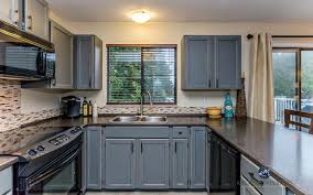 oak kitchen cabinets updated with
