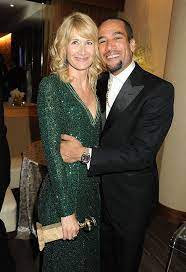 Ellery harper was born in 2001, and jaya harper was born in laura dern is the coolest mom ever — and her 2 kids' biggest fan. All About Laura Dern S Marriage And Divorce To Ben Harper Who Is Laura Dern Dating