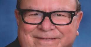 Hendrickson, Robert Michael