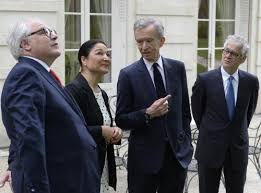 Le problème est que la beauté se fane et si c'est tout ce que vous avez pour vous, alors… vous aurez des problèmes. Qui Sont Les 10 Plus Grosses Fortunes De France En 2019