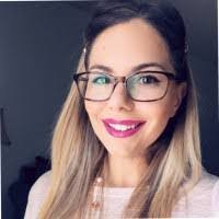 Jennifer Samaha's Instagram, Twitter & Facebook