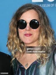 Melanie Schiff's Instagram, Twitter & Facebook