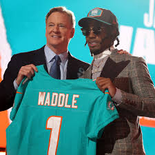 Jul 26, 2021 · madden 22 rookie player ratings kyle pitts is at the top as the only player with a rating of 80 or higher. Madden 22 Miami Dolphins Jaylen Waddle Is The Highest Rated Rookie Wide Receiver In This Year S Game The Phinsider