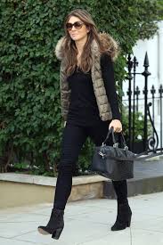 Some fans have even begun to question whether the actress has, in fact, any clothes besides swimsuits. Gilet Gem Liz Hurley Has Winter Style All Wrapped Up Style Winter Fashion Stylish