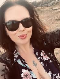 Aidan Sinclair's Instagram, Twitter & Facebook