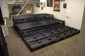 Diy Pallet Home Theater 99 Pallets My Husband Hates Going To The Theater And I Absolutely Love It Home Cinema Room At Home Movie Theater Home Theater Rooms