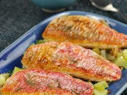Filets De Rougets Rotis Au Fenouil Et Beurre Au Basilic Recette Recette Rouget Recette Poisson Filets De Rouget