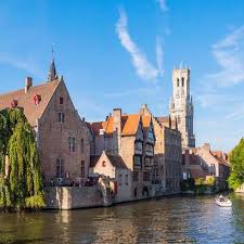 Tale of two belgian cities. Treinen Tussen Gent En Brugge Nmbs