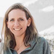 Anne Conti's Instagram, Twitter & Facebook